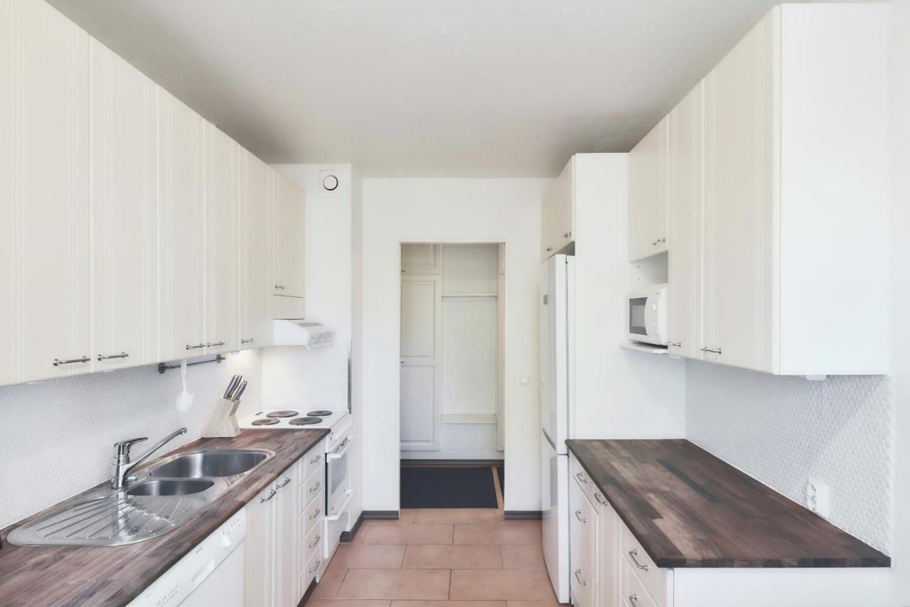 Norden Homes Turku 2-Bedroom Nordic Apartment Extérieur photo